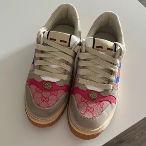 Gucci sneakers size 40